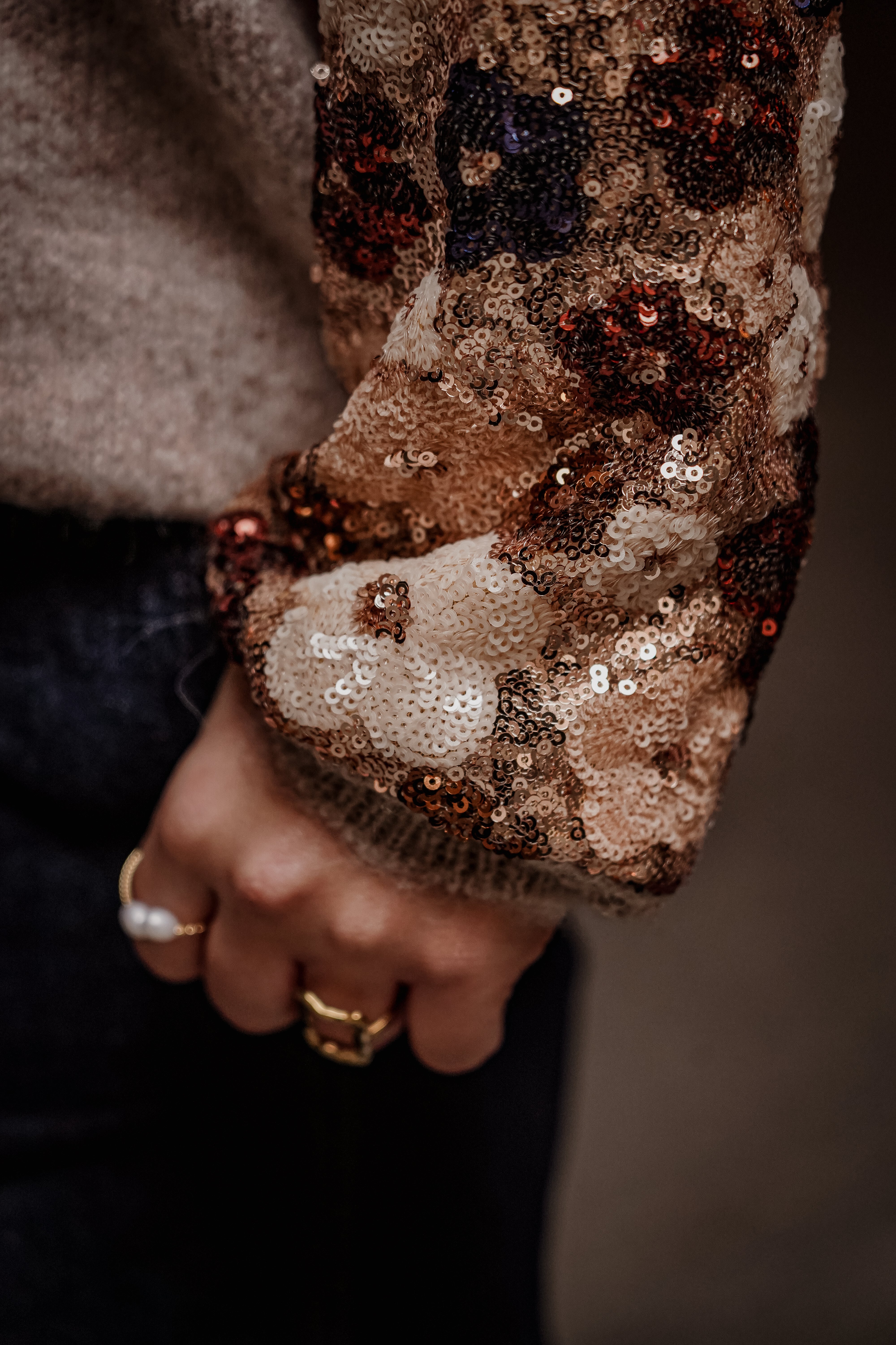 PULL SEQUINS FLEURS